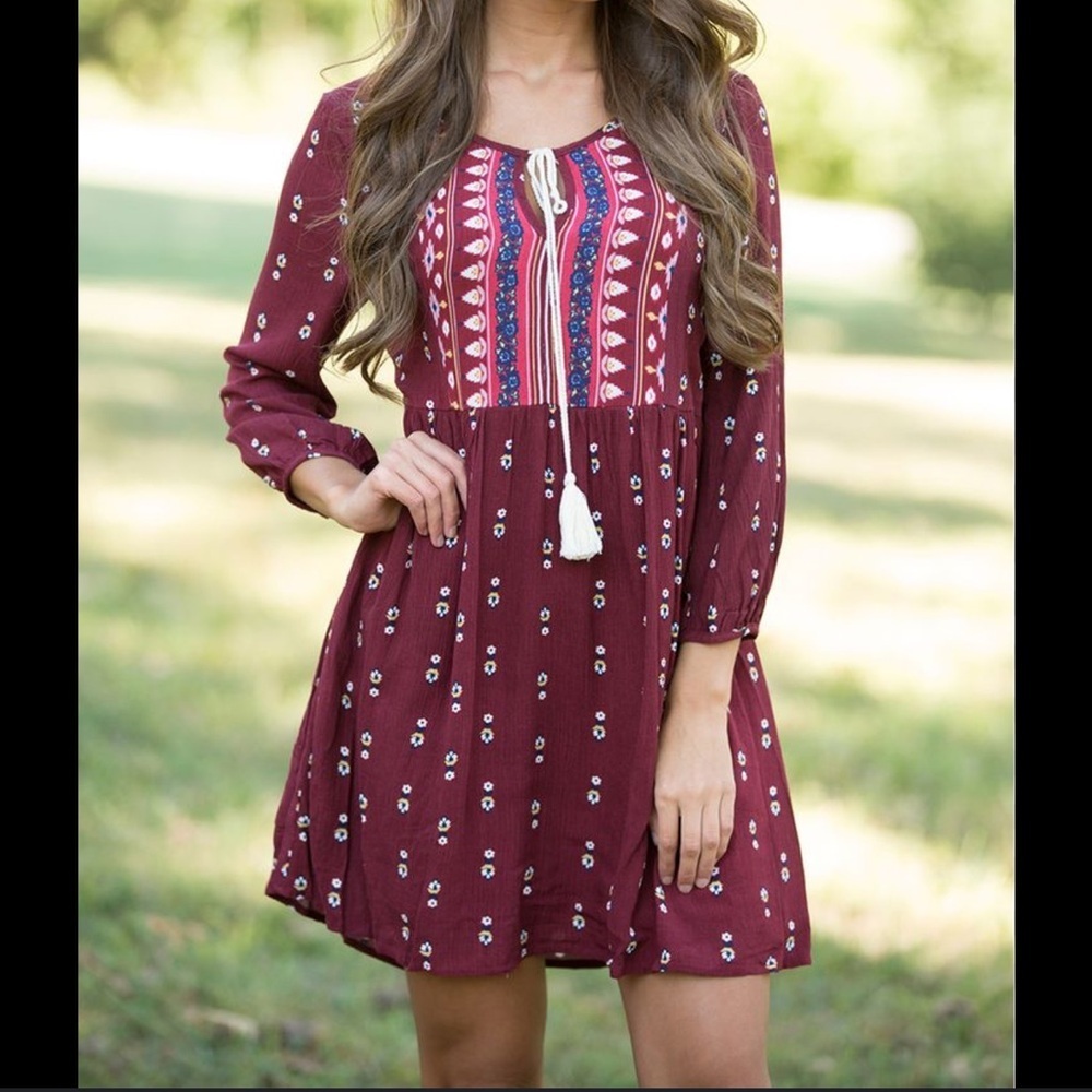 Entro burgundy 3/4 sleeves split collar ties tassels Boho dress Sz S